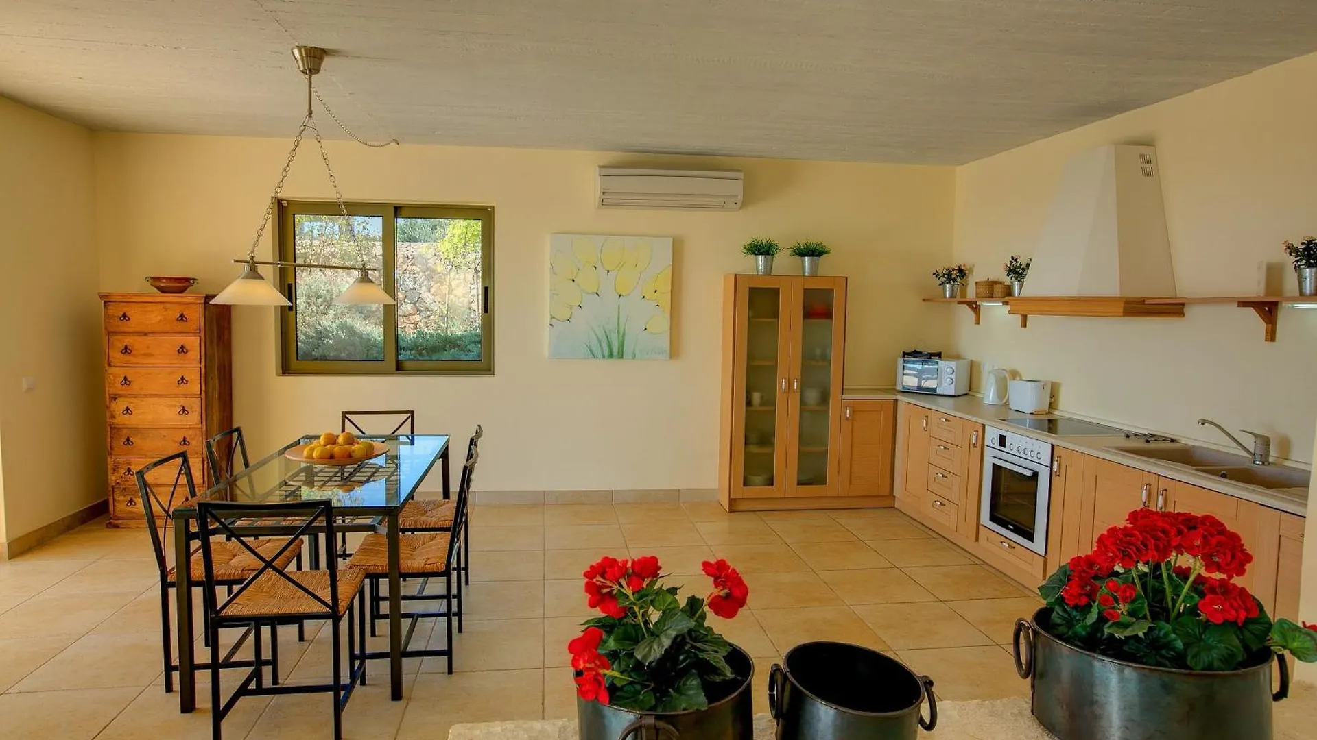 Villa Ippokampos Ideales Resort Mousata 0*,  Řecko